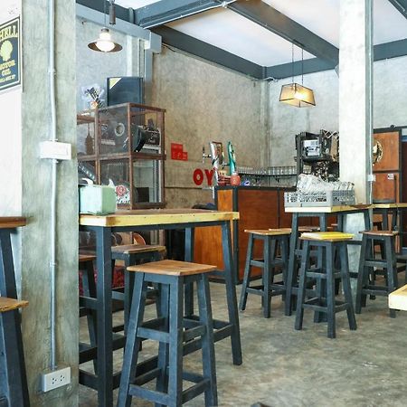 Oyo 823 Oliver'S Hostel (Adults Only) Ban Khlong Nang Li Buitenkant foto
